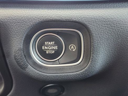 Certified 2025 Mercedes-Benz GLS 450 4MATIC image 14