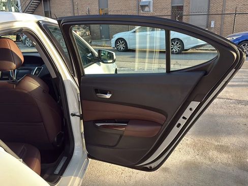 Used 2015 Acura TLX FWD image 21