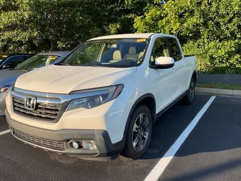 Used 2017 Honda Ridgeline RTL-T image 11