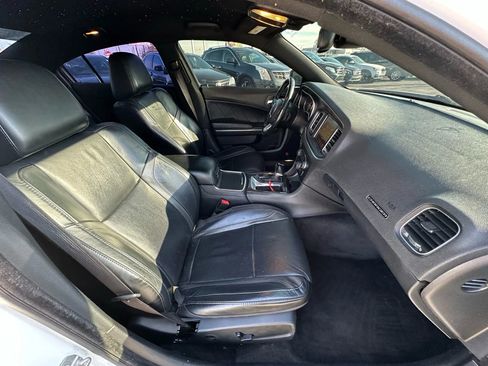 Used 2015 Dodge Charger SXT w/ Premium Group image 13