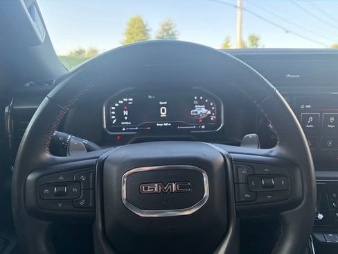 Used 2023 GMC Sierra 1500 AT4 AWD/4WD image 15