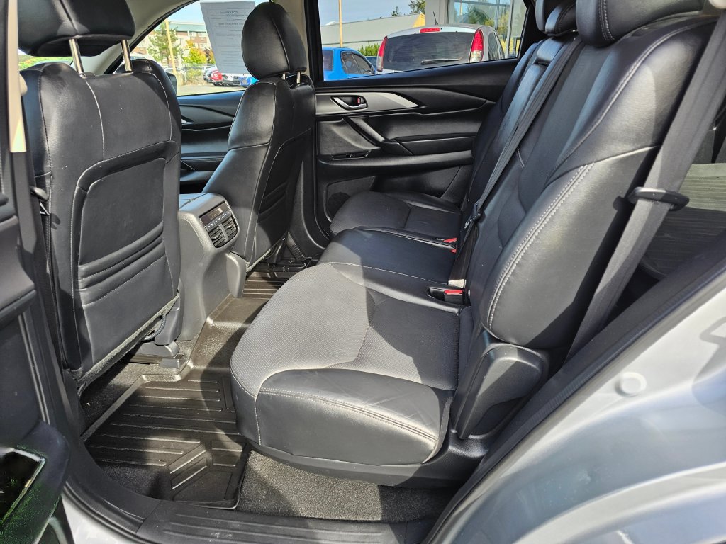 Used 2018 MAZDA CX-9 Touring AWD/4WD image 18