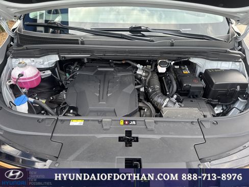 Used 2025 Kia Carnival SX FWD image 18