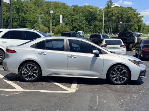 Used 2021 Toyota Corolla SE FWD image 8