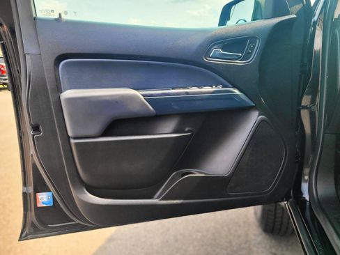Used 2016 Chevrolet Colorado Z71 AWD/4WD image 8