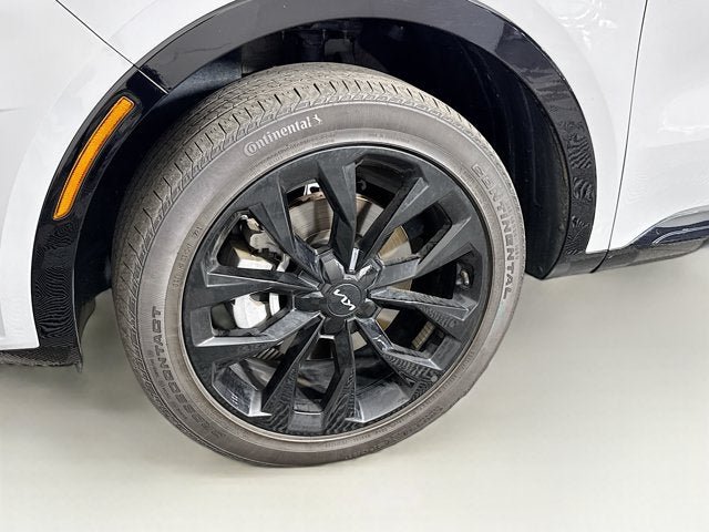 Certified 2023 Kia Sorento SX AWD/4WD image 32