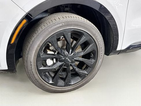 Certified 2023 Kia Sorento SX AWD/4WD image 32