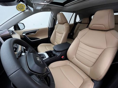 Used 2025 Toyota RAV4 XLE Premium w/ Weather Package image 23