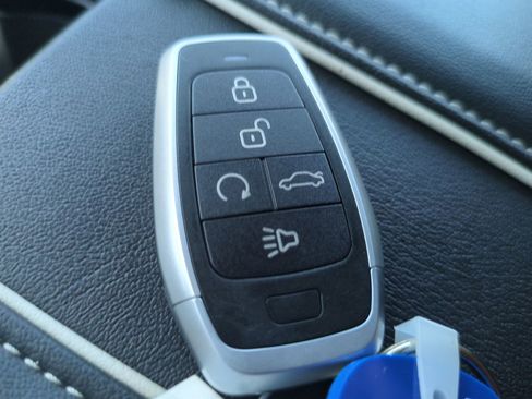 Used 2024 Cadillac Escalade Premium Luxury w/ LPO, Floor Liner Package image 28