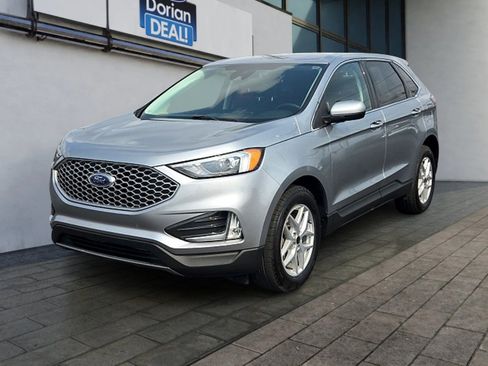 Certified 2024 Ford Edge SEL w/ Convenience Package AWD/4WD image 7