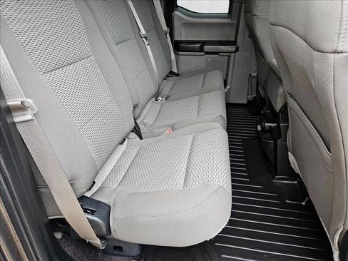 Used 2017 Ford F150 XLT image 19