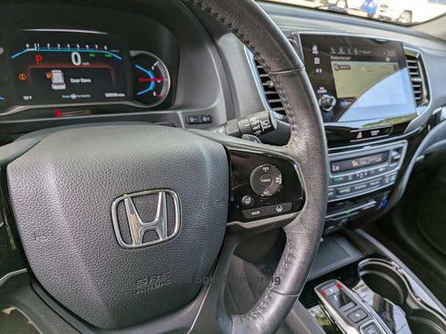 Used 2022 Honda Pilot Elite image 21