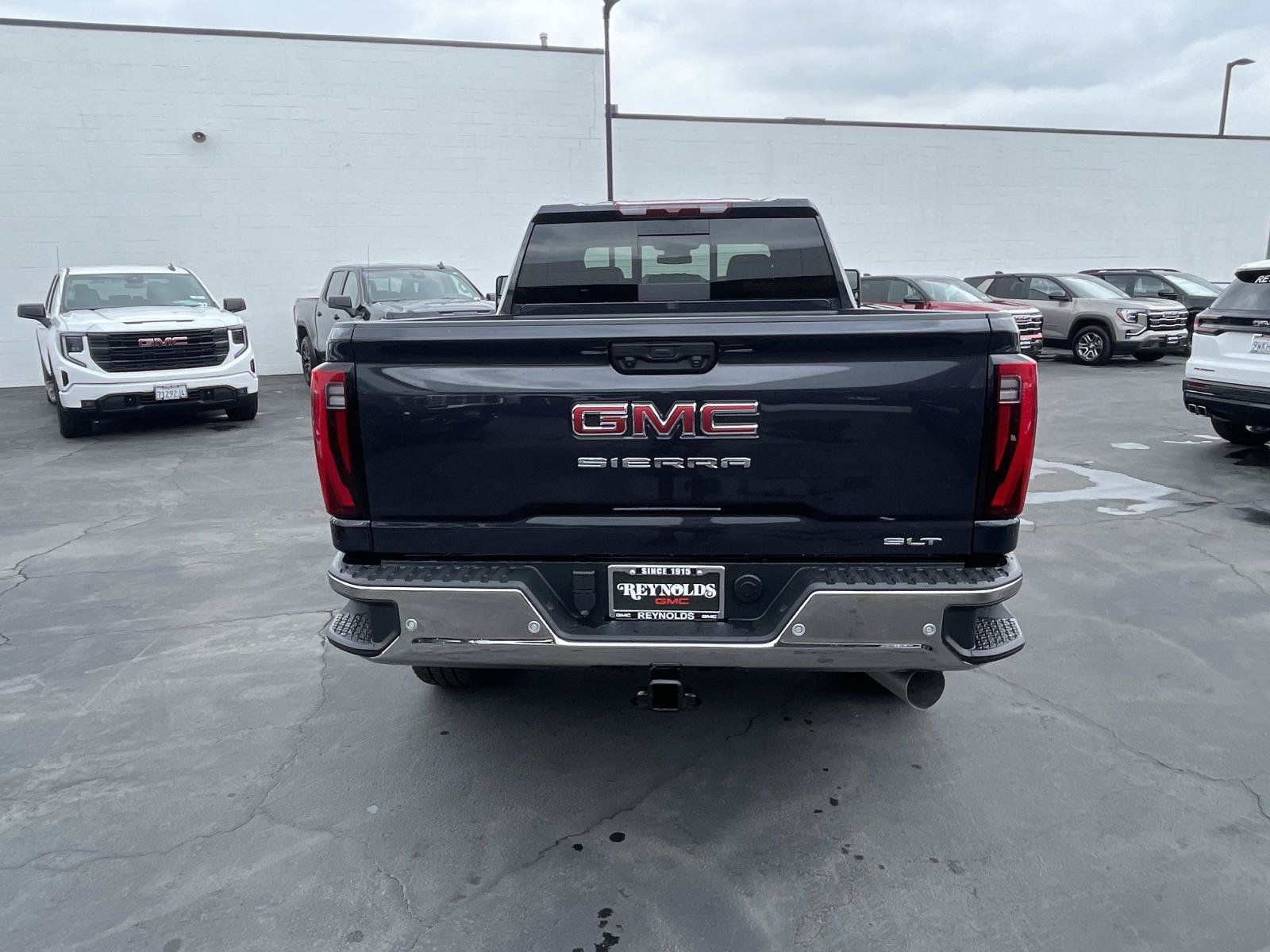 New 2026 GMC Sierra 2500 SLT w/ SLT Premium Package AWD/4WD image 6