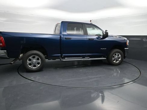 Used 2024 RAM 2500 Big Horn w/ Level 2 Equipment Group AWD/4WD image 11