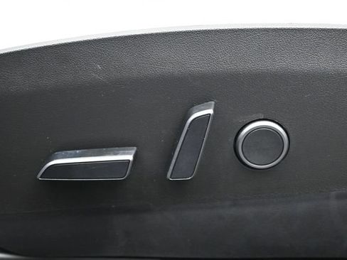 Used 2023 Tesla Model 3 Standard Range RWD image 9