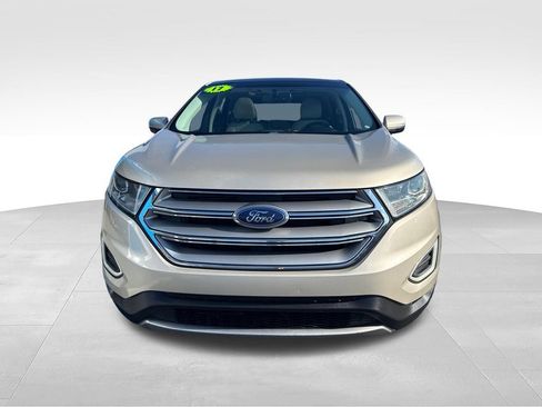 Used 2017 Ford Edge Titanium w/ Equipment Group 301A FWD image 9
