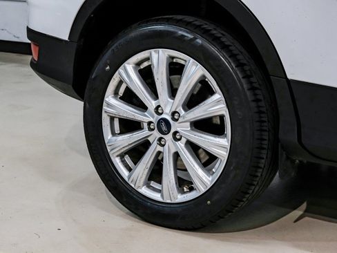 Used 2019 Ford Escape SEL image 62