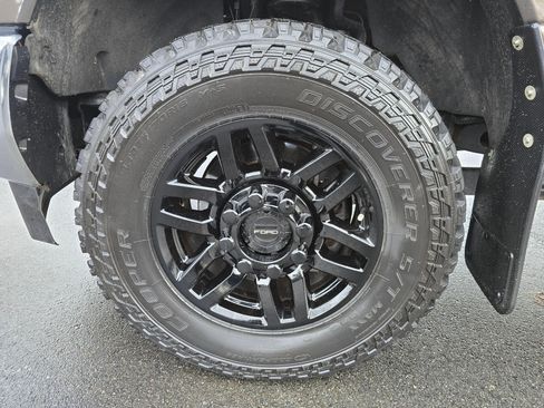 Used 2017 Ford F350 Lariat w/ FX4 4x4 Off Road Package image 13