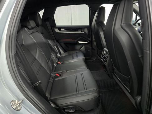 New 2026 Porsche Cayenne AWD/4WD image 26