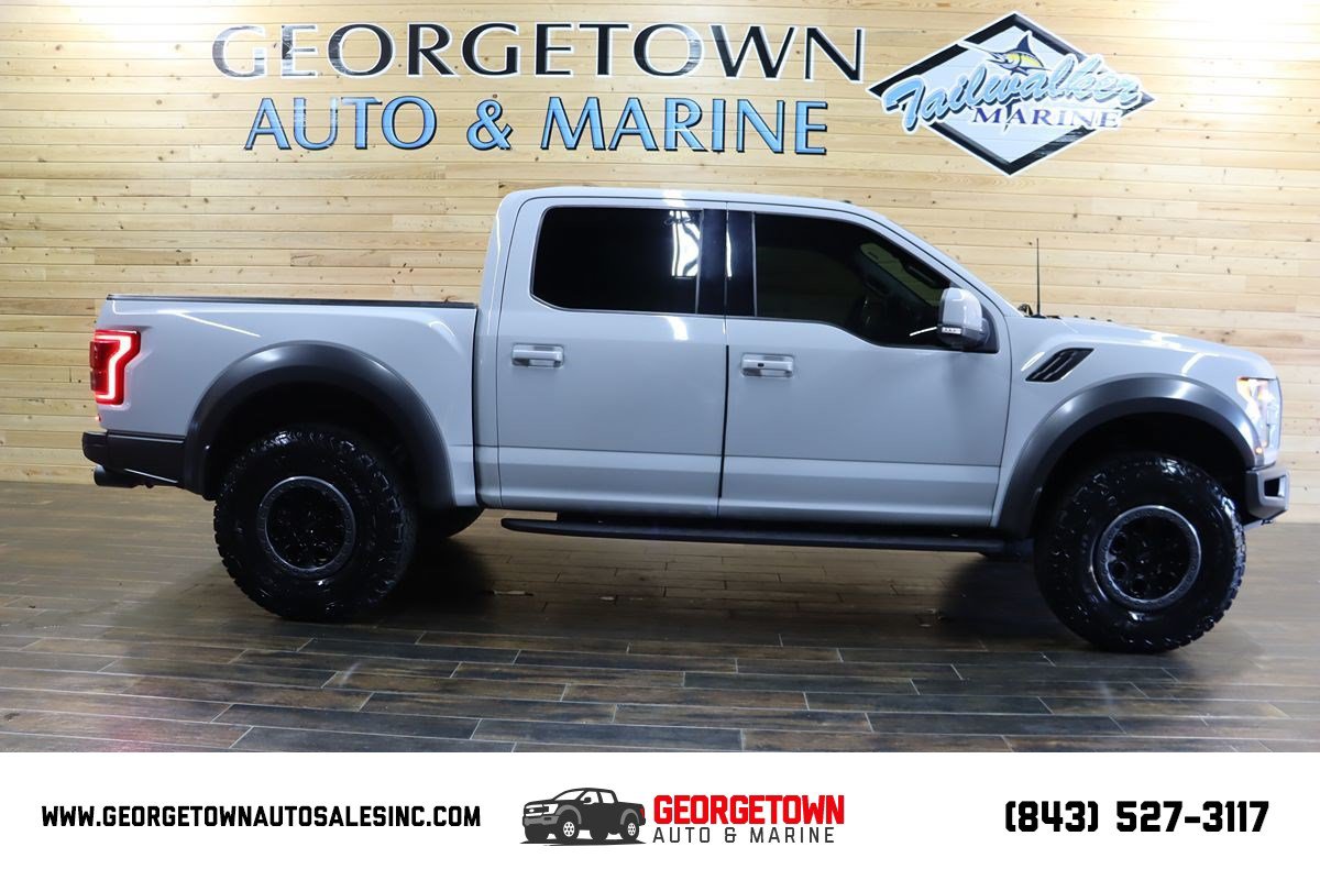 Used 2017 Ford F150 Raptor w/ Equipment Group 802A Luxury AWD/4WD image 1