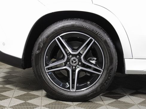 Used 2025 Mercedes-Benz GLE 350 4MATIC image 38