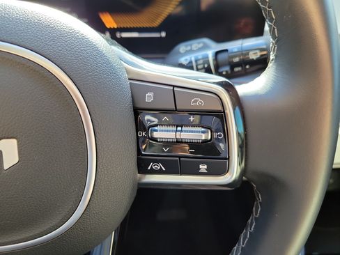 Certified 2025 Kia Sorento X-Line EX AWD/4WD image 28