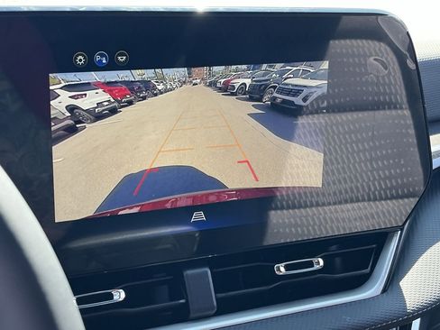 New 2026 Chevrolet Equinox LT image 22