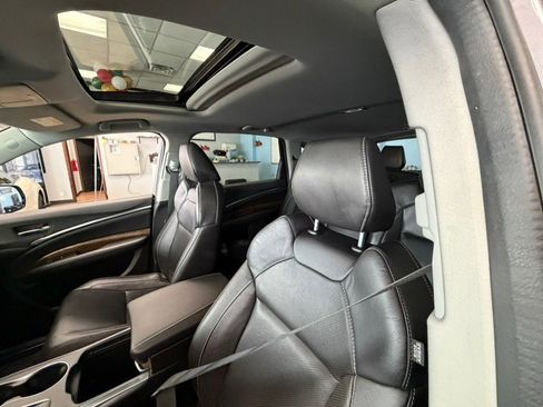 Used 2020 Acura MDX SH-AWD w/Technology Pkg image 22