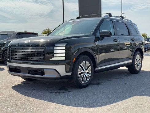 Used 2026 Hyundai Palisade SEL Premium FWD image 9