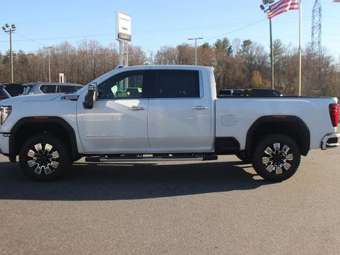 New 2026 GMC Sierra 2500 Denali image 4