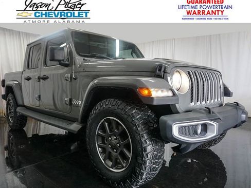Used 2021 Jeep Gladiator Overland w/ Popular Equipment Package AWD/4WD image 1