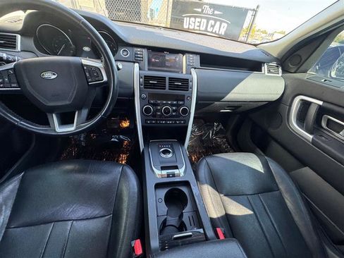 Used 2018 Land Rover Discovery Sport HSE image 12