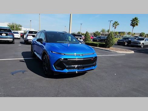 New 2026 Chevrolet Equinox EV RS image 26