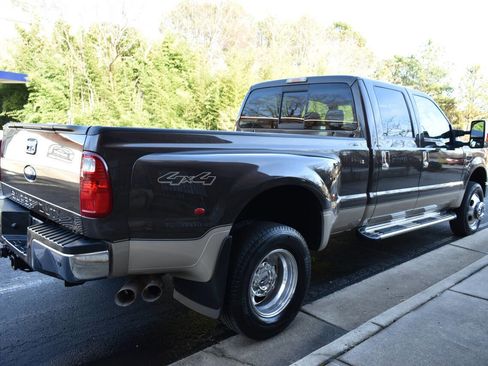 Used 2008 Ford F350 Lariat image 3