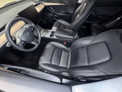Used 2023 Tesla Model 3 Standard Range image 14