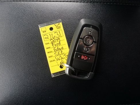 Used 2019 Ford Edge SEL w/ Equipment Group 201A image 30