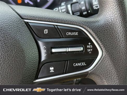 Used 2019 Hyundai Santa Fe SE image 16