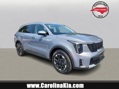 New 2025 Kia Sorento S