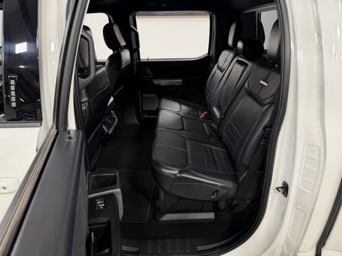Used 2024 Ford F150 Platinum w/ FX4 Off-Road Package AWD/4WD image 16