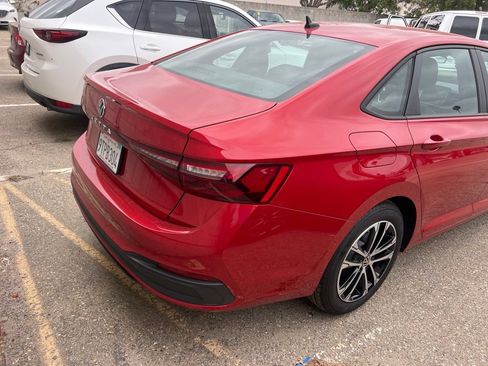 Used 2025 Volkswagen Jetta Sport FWD image 7