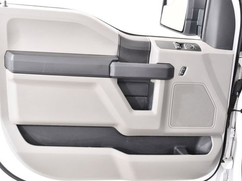 Used 2018 Ford F150 XL w/ Equipment Group 101A Mid AWD/4WD image 21