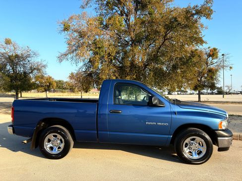 Used 2004 Dodge Ram 1500 Truck ST w/ ST Value Group image 40