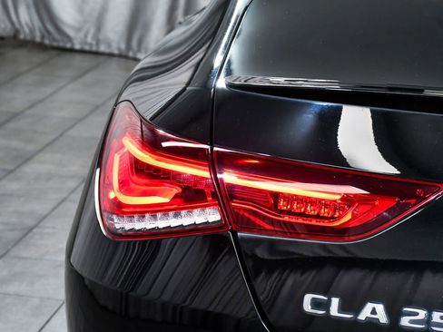 Used 2020 Mercedes-Benz CLA 250 4MATIC image 83