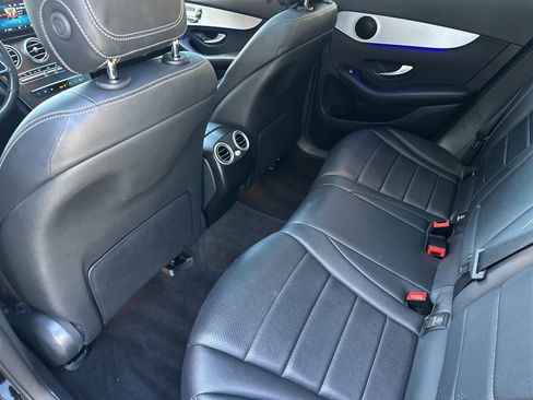 Used 2022 Mercedes-Benz GLC 300 image 13