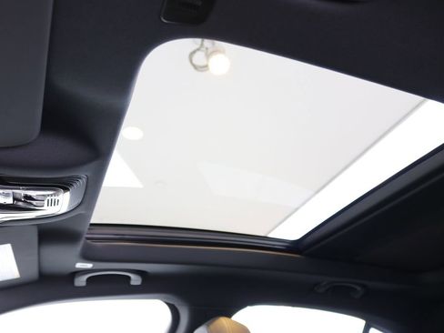 New 2025 Alfa Romeo Stelvio Sprint image 18