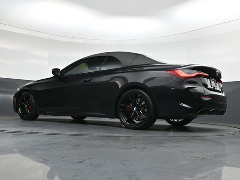 Used 2022 BMW M440i Convertible RWD image 41