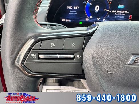 Used 2025 Chevrolet Equinox EV RS FWD image 24