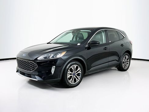 Used 2022 Ford Escape SEL image 3