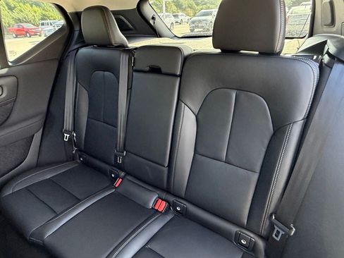 New 2026 Volvo XC40 B5 Plus AWD/4WD image 23
