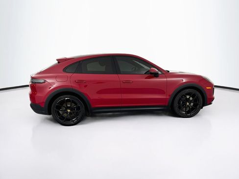 Used 2022 Porsche Cayenne GTS AWD/4WD image 4